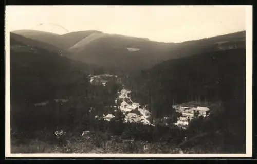 AK Bad Karlsbrunn, Totalansicht vom Berghang aus