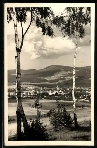 AK M.-Schönberg, Durchblick zum Ort
