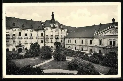 AK Olomouc, Arcibiskupsky palac