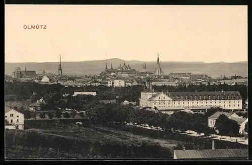 AK Olmütz, Ortsansicht mit Kirchen