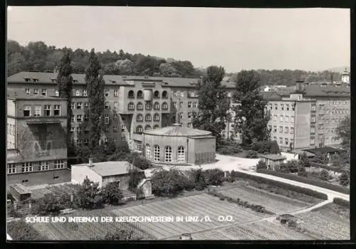 AK Linz /D., Schule u. Internat der Kreuzschwestern, mit Rotunde