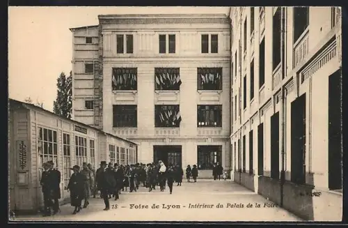 AK Lyon, Foire, Intérieur du Palais de la Foire
