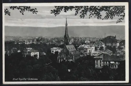AK Bad Teplitz-Schönau, Blick aus dem Wald über die Dächer der Stadt mit Kirche