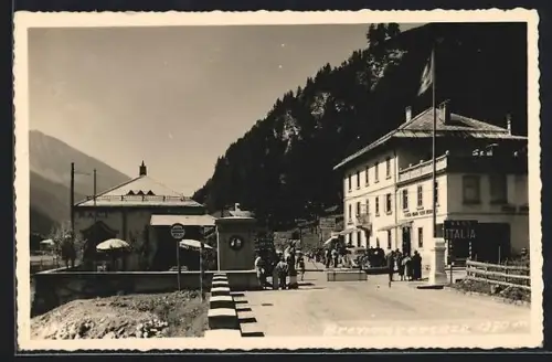 AK Brenner, Brennergrenze, Zöllner
