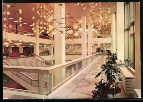 AK Berlin, Palast der Republik, Treppe zum Hauptfoyer, Innenansicht