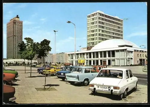 AK Berlin, Alexanderplatz mit Parkplatz