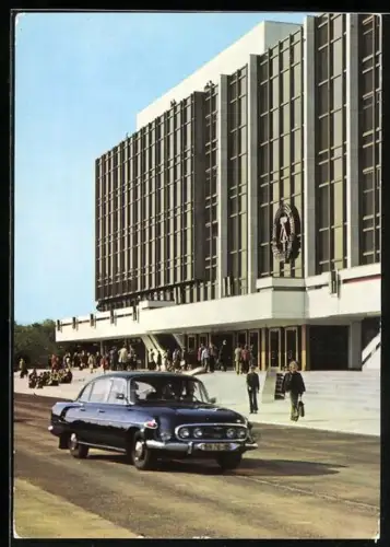 AK Berlin, am Palast der Republik