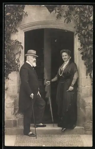 AK König Wilhelm II. von Württemberg mit seiner Gemahlin