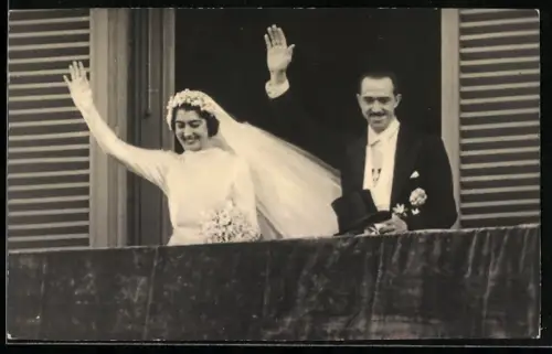 AK Prinzessin Maria und Ludwig von Bourbon-Parma auf einem Balkon 1939