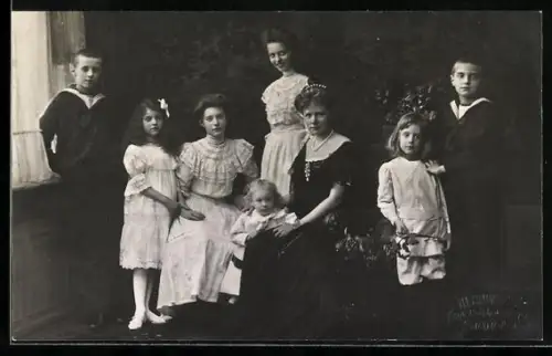 AK Familie Herzog Wilhelm von Urach