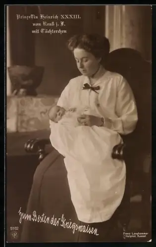 AK Prinzessin Heinrich XXXIII. von Reuss mit Töchterchen