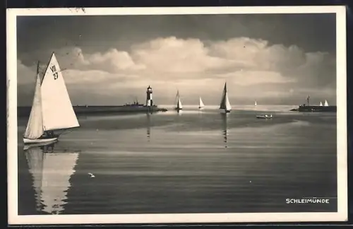 AK Schleimünde, Leuchtturm, Segelboote im Wasser