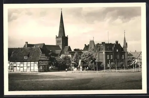 AK Bergen a. Rügen, Karl-Marx-Platz