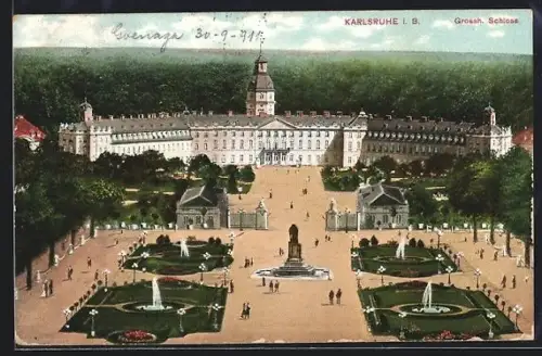 AK Karlsruhe i. B., Grossh. Schloss mit Schlossplatz