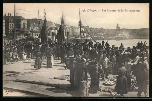 AK Dieppe, Sur le carré de la Poissonnerie, Marktszene