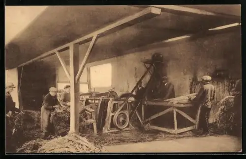 AK Flachs-Verarbeitung in einer Werkstatt