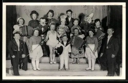 AK Zum Andenkan an Schneider`s Liliputaner-Stadt und Circus