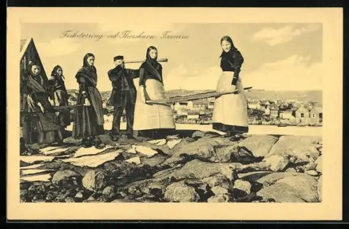 AK Fischer auf den Steinen am Ufer