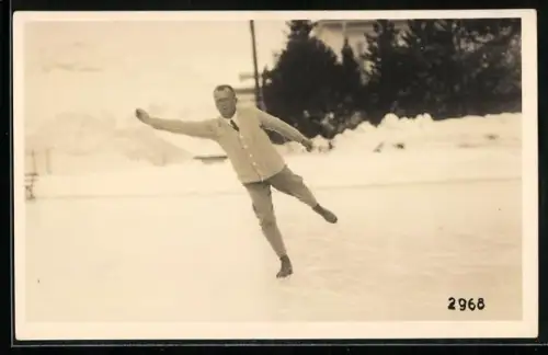 Foto-AK Mann beim Schlittschuhlaufen 1924
