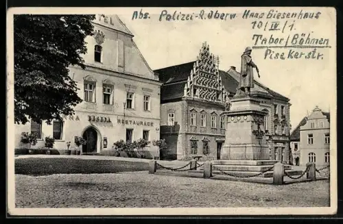 AK Tabor /Böhmen, Hotel Feseda mit Denkmal