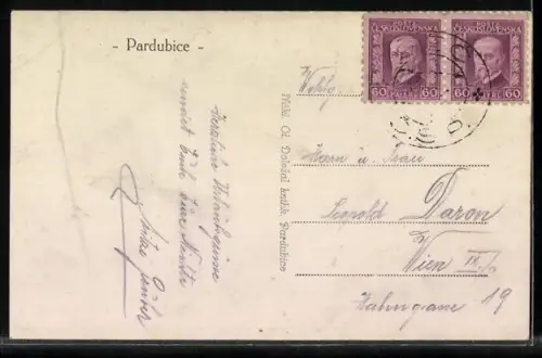 AK Pardubice, Strassenpartie mit Passanten