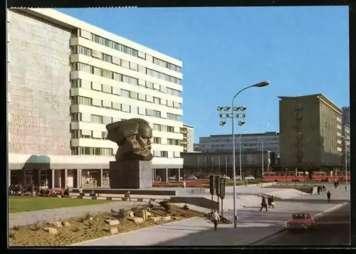AK Karl-Marx-Stadt, Karl-Marx-Allee mit Karl-Marx-Monument