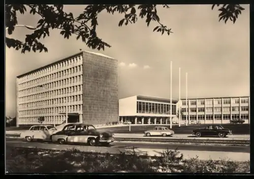 AK Karl-Marx-Stadt, Institut für Werkzeugmaschinen und Strassenpartie