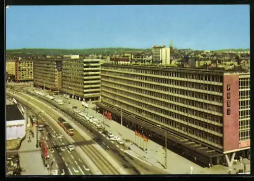 AK Karl-Marx-Stadt, Strasse der Nationen mit Hochhäusern