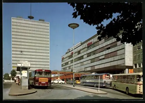 AK Essen, Hauptbahnhof mit mehreren Bussen