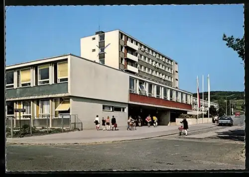AK Wien-Mauer, St. Ursula, Franz-Asenbauer-Gasse 51, Schuleingang und Internatsgebäude