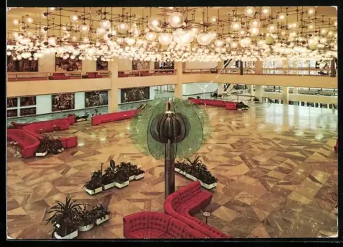 AK Berlin, Palast der Republik, Hauptfoyer mit Gläserner Blume und Galerie