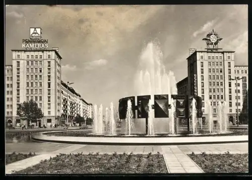 AK Berlin, Neuer Brunnen am Straussberger Platz