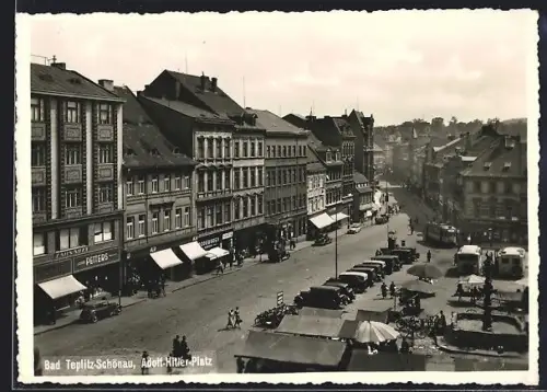 AK Bad Teplitz-Schönau, Platz mit Strasse, Brunnen und Marktständen aus der Vogelschau
