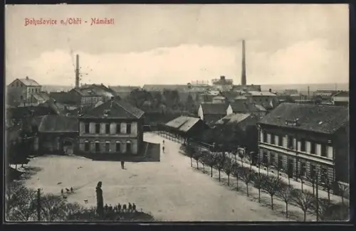 AK Bohusovice n./Ohri, Namesti