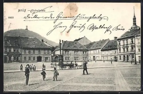 AK Brüx, Kinder auf dem Schulplatz