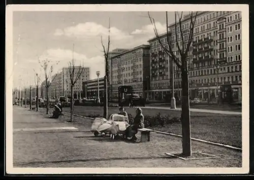 AK Berlin, Stalinallee mit U-Bahnhof