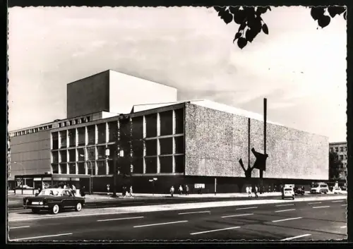 AK Berlin, Deutsche Oper mit Strassenpartie