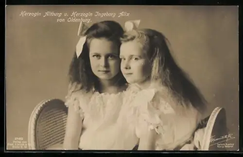AK Herzogin Altburg u. Herzogin Ingeborg Alix von Oldenburg