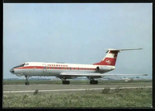 AK Tupolew TU-134, Interflug, auf der Startbahn