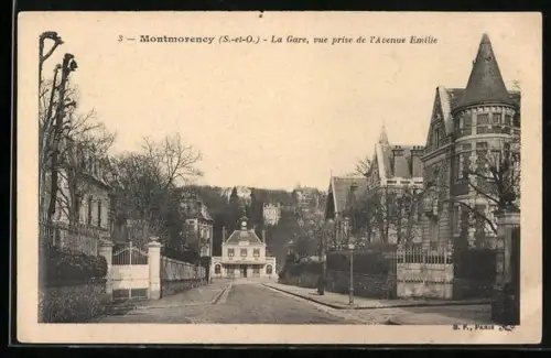 AK Montmorency, La Gare, vue prise de l` Avenue Emilie