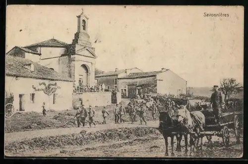 AK Savonnieres, deutsche Soldaten vor der Kirche