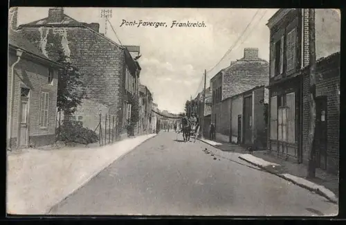 AK Pont-Faverger, Une Rue