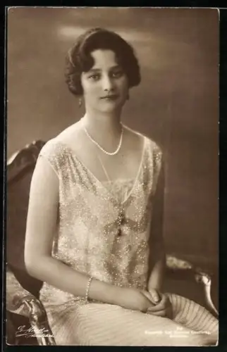 AK Prinzessin Astrid von Schweden in Abendkleid