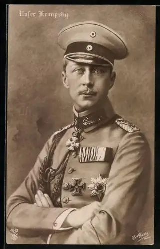AK Kronprinz Wilhelm von Preussen in Uniform mit Schirmmütze