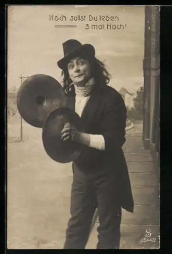 Foto-AK L.J. & F.F. Nr. 2544/2: Junger Mann mit Becken, Glückwunsch zum Namenstag