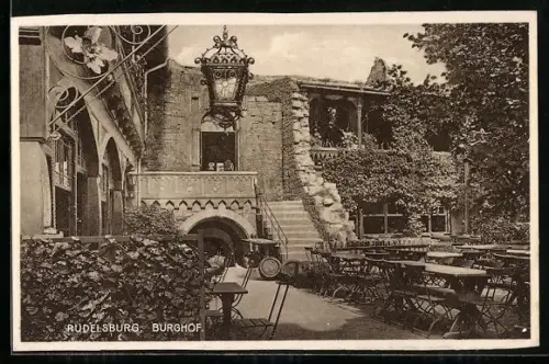 AK Saaleck, Der Burghof der Rudelsburg