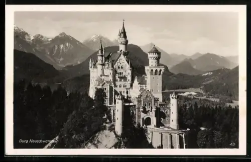 AK Burg Neuschwanstein mit Bergen