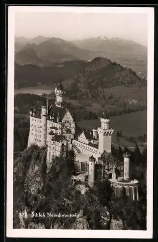 AK Schloss Neuschwanstein, Ansicht aus der Vogelschau