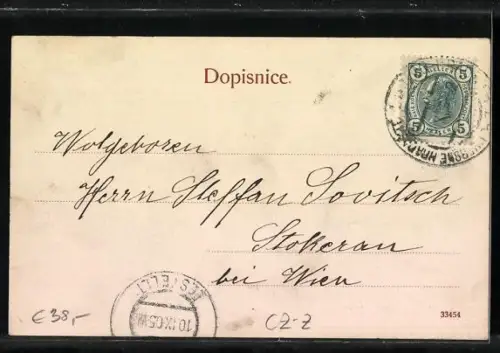 AK Ung. Hradisch, Welehrader Gasse mit Passanten