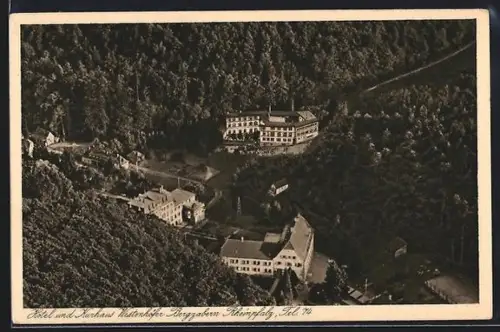 AK Bergzabern / Rheinpfalz, Hotel und Kurhaus Westenhöfer und Wald vom Flugzeug aus